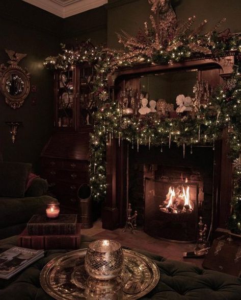 @spookycozyhomes on Instagram: "I’d love to feature mantles for this holiday season! ❤️ Send over your beautiful mantle photos! This stunning holiday mantle display comes from the gorgeous home of @houseofbizarium 🇬🇧 • • • • • • • • • • • • #darkacademia #holidaydecor #mantledecor #christmasmantle #mantle #holidayseason #cozyhome #cozyvibes #victorianhouse #antique #antiqueshop #antiques #vintagechristmas #vintageshop #housesofinstagram #interiordesign #interiorstyling #interiorsofinstagram #o Mantle Display, Holiday Mantle, Your Beautiful, Holiday Season, Jade, Fireplace, Living Room, Christmas, On Instagram