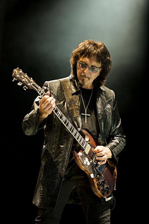 Tony Iommi, Black Sabbath, Rock And Roll, Musician, Guitar, Black