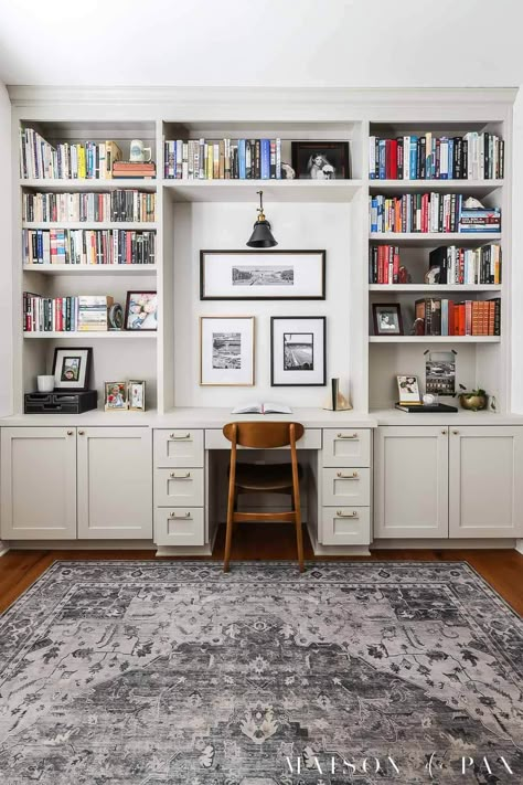 Built In Bookshelves with Desk in Home Office - Maison de Pax Built In Desk And Shelves, Office Bookshelves, Office Built Ins, Bookcase Desk, Blackbird Designs, Bookcase Design, Bookshelf Desk, Built In Bookcase, Built In Desk