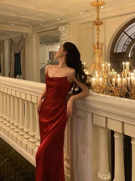 Silk Dress Aesthetic, Spring Red Hair, Spring Red Hair Color, Aesthetic Prom Dress, Red Dress Aesthetic, Hair Color Images, Red Formal Dresses, Red Ball Gown, Velvet Evening Dress