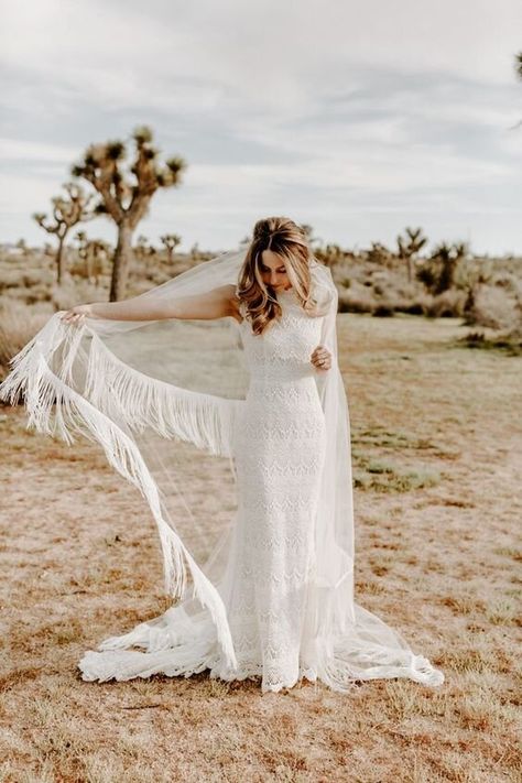 5 Trending Nontraditional Veils Fringe Wedding Veil, Wedding Veil Boho, Boho Veil Bohemian Bride, Fringe Veil, Western Veil, Fringe Wedding Dresses, Desert Ranch, Bohemian Veils, Boho Veil