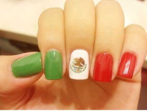 Mexican flag nails Mexican Nails, Patriotic Nails Design, Flag Nails, Patriotic Nails, Mexican Independence, Best Watches, Seasonal Nails, Bling Acrylic Nails, Nails Desing