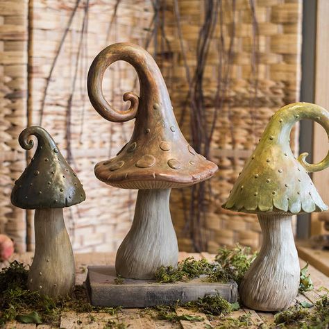 Clay Gnome House, Pottery Ornament Ideas, Ceramic Fairies, Air Dry Clay Mushrooms, Pottery Mushrooms, Clay Elf, Gnome Doors, Pottery Fairy, Elf Gifts