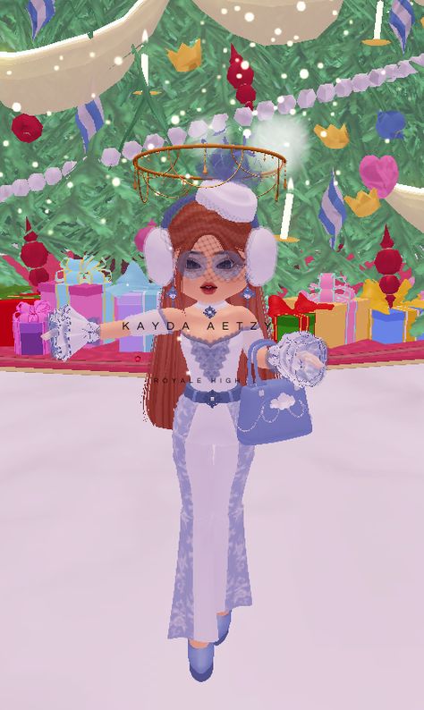 Snow Swan Set - Outfit Idea Made by Kayda_Aetzy If you recreate it, give credits, please. Royale High Outfits, Royale High, Set Outfit, Outfit Idea