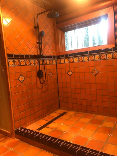 Mexican Inspired Restroom, Mexican Tile Shower Ideas, Saltillo Tile Bathroom, Talavera Tiles Bathroom, Spanish Bathroom Ideas, Mexican Kitchen Ideas, Spanish Colonial Bathroom, Mexican Style Bathroom, Talavera Bathroom