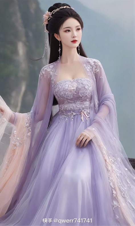 Hanfu Dress Princesses, Chinese Hanfu Princesses, Female Hanfu, Hanfu Princess, China Hanfu, Chinese Princess Dress, Chinese Gown, Historical Anime, Chinese Fancy Dress