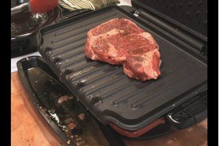 How to Grill the Perfect Steak on a George Foreman Grill | eHow Steak George Foreman Grill, George Foreman Recipes, Cooking Steak On Grill, Cooking Ribeye Steak, Grilling The Perfect Steak, George Foreman Grill, The Perfect Steak, Bbq Shrimp, Grilled Steak Recipes