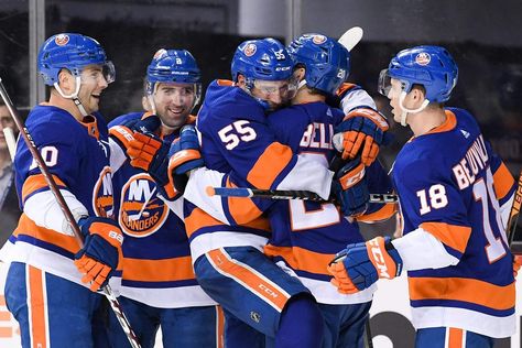 Projecting New York Islanders' Line Combinations for 2020 Playoffs https://thehockeywriters.com/islanders-lines-projection-2020-playoffs/ Aleksander Barkov, Ny Islanders, John Tavares, Hockey Games, Florida Panthers, New York Islanders, Detroit Red Wings, Red Wings, Ice Hockey