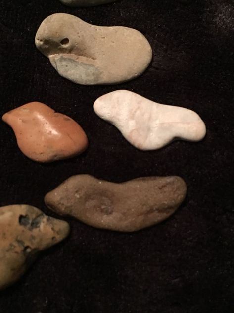 Artifact Hunting, Ancient Artifacts Prehistoric, Native Artifacts, Stone Age Tools, Paleo Indians, Native American Tools, Indian Tools, Heart Stones, Rock Collecting