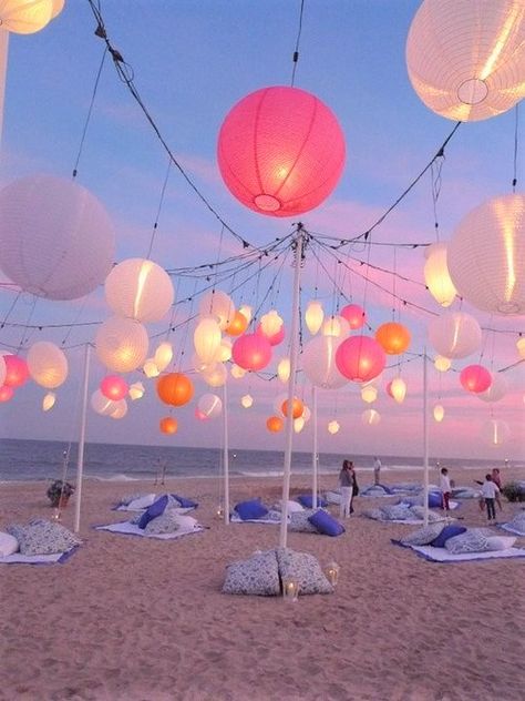 Beach Bonfire Party Ideas, Beach Bonfire Parties, Beach Theme Party Decorations, Sweet 16 Themes, Bonfire Party, Adult Party Themes, Beach Birthday Party, Beach Party Decorations, Wedding After Party