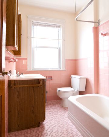 what to do with an outdated bathroom Painting Of Bathroom, Quick Bathroom Remodel, Cheap Home Renovations, Restroom Remodel Ideas, Pink Tile Bathroom, Inexpensive Bathroom Remodel, Outdated Bathroom, Decorate Bathroom, Easy Bathroom Updates