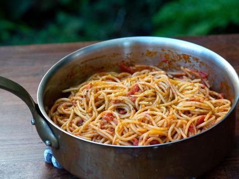 Michael Symon Spaghetti With Pesto Tomato Sauce, Michael Symon Spaghetti Pie, Spaghetti With Pesto, Quick Pesto, Tomato Pesto Sauce, Michael Symon Recipes, Italian Feast, Michael Symon, Michael Simon