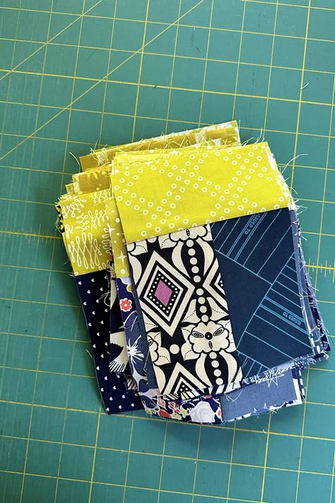 Scrappy Quilt Block Patterns Free, Simple Quilt Blocks Patterns, 2 Fabric Quilt Patterns Simple, Charm Pack Quilt Ideas, Easy Strip Quilts For Beginners, Two Fabric Quilts, Scrappy Baby Quilts, Easy Scrap Quilt Patterns Free, Leaders And Enders Quilts