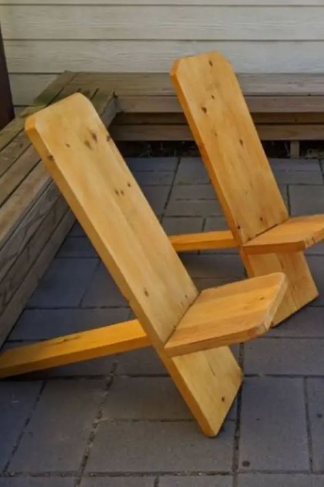 17 DIY Viking Chair Plans You Can Make - Handy Keen Viking Chair Diy, Viking Chair Plans, Diy Camping Chair, Rustic Outdoor Chairs, Viking Chairs, Viking Chair, Outdoor Chairs Diy, Outdoor Yard Ideas, Patterned Chair