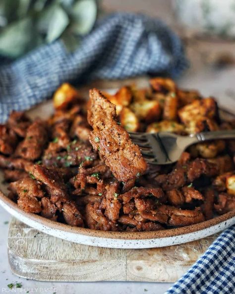 Easy Vegan Beef Strips - Plantifully Based Soy Curls Recipes, Vegan Meat Recipe, Vegan Pulled Pork, Vegan Beef, Soy Curls, Beef Strips, Plant Based Diet Recipes, Vegan Meal Plans, Vegan Comfort Food