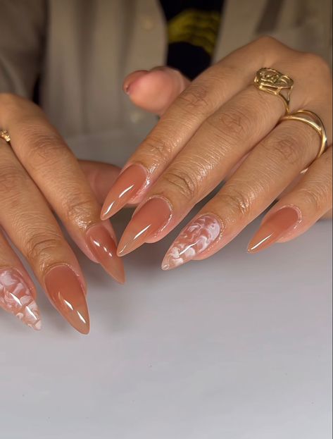 Oval Shaped Short Nails, Medium Nail Designs Almond, Transparent Brown Nails, Nude Thanksgiving Nails Acrylic, Creamy Brown Nails, Long Fall Nails 2023, Translucent Brown Nails, Simple Almond Nails Designs Neutral, Light Brown Ombre Nails