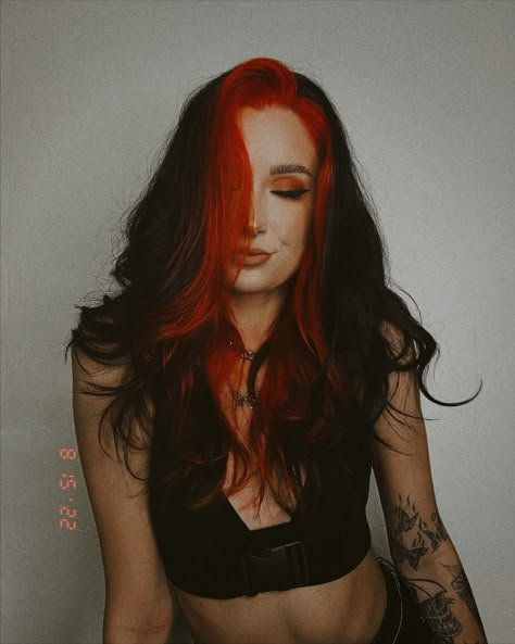 Black Money Piece Hair, Halo Hair Colors, Black And Red Hair, Face Framing Hair, Color Block Hair, Yellow Hair Color, Money Pieces, Black Red Hair, Hair Orange