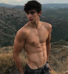 Hot Dudes – 1 October 2018 | Hot Guys Ron Levi, Young Bucks, College Guys, Zodiac Academy, European Men, Cool Chest Tattoos, Cute Guy Pics, Muscle Abs, Blonde Guys