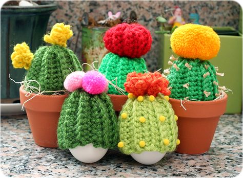 Crochet Egg Cozy, Cactus En Crochet, Twinkie Chan, Crochet Cactus, Big Knits, Easter Crochet Patterns, Crochet Plant, Aran Weight Yarn, Yarn Tail