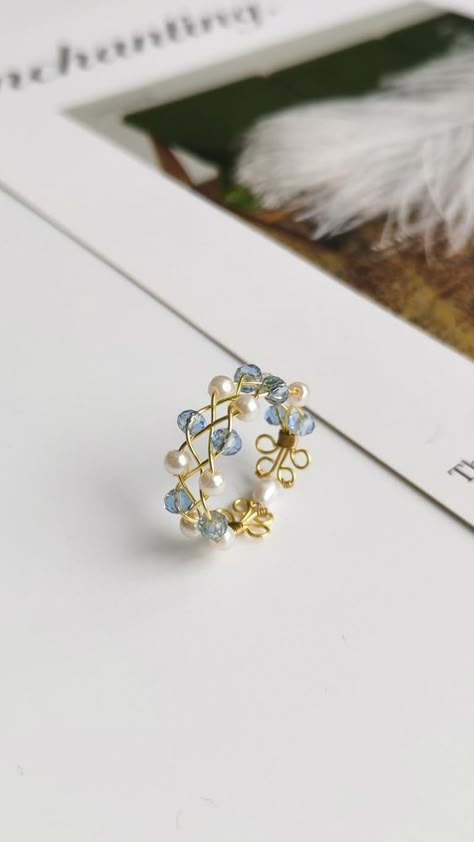 Wire Jewelry Diy, Diy Wire Wrapping, Making Beaded Jewelry, Pearls Ring, قلادات متدلية, Diy Wire Jewelry Rings, Diy Beaded Rings, Diy Jewelry Rings, Wire Wrap Jewelry Designs