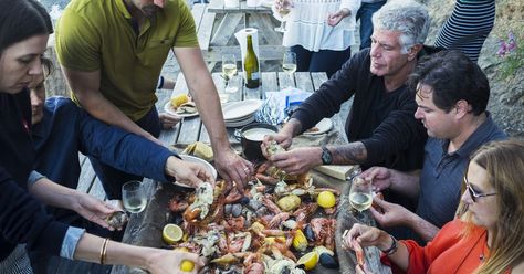 The restaurants, bars, and even dispensary TV host Anthony Bourdain visited while he was in town Seattle Photography, Seattle Restaurants, The Emerald City, Visit Seattle, Parts Unknown, Lake Union, Anthony Bourdain, Meredith Grey, Conde Nast Traveler