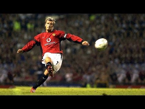 David Beckham Free Kick, David Beckham Manchester United, Kick Tutorial, Beckham Football, Soccer Drawing, Bend It Like Beckham, Free Kick, David Beckham, Man United