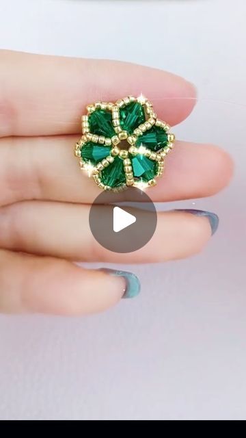 Diy Pearl Earrings, Beaded Earrings Tutorial, Beautiful Beaded Earring, Earrings Tutorial, Kundan Jewelry, Fabric Earrings, Polki Jewellery, Earring Tutorial, Kundan Necklaces