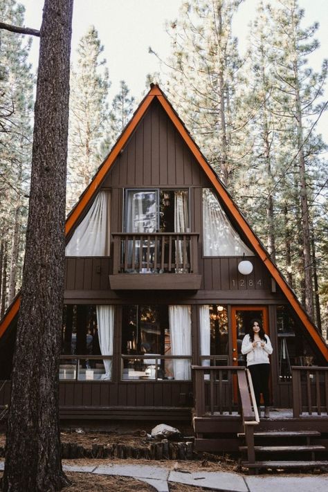 The Best Romantic Getaways in California - Bon Traveler A Frame Houses, Triangle House, A Frame Cabins, A Cabin In The Woods, A Frames, A Frame House Plans, Family Cabin, Frame Cabin, A Frame Cabin