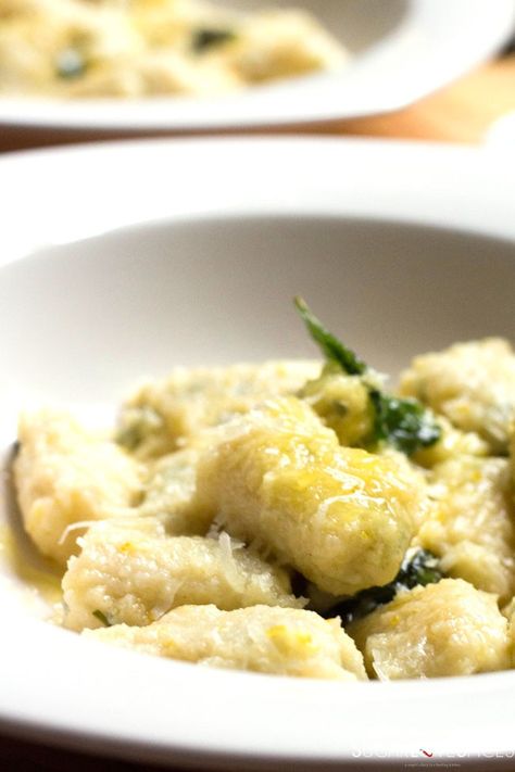 Gnudi Recipe, Ricotta Gnudi, Pinterest Kitchen, Pasta Homemade, Vegan Pasta Recipes, Best Pasta Recipes, Lemon Butter Sauce, Gourmet Cooking, Perfect Pasta