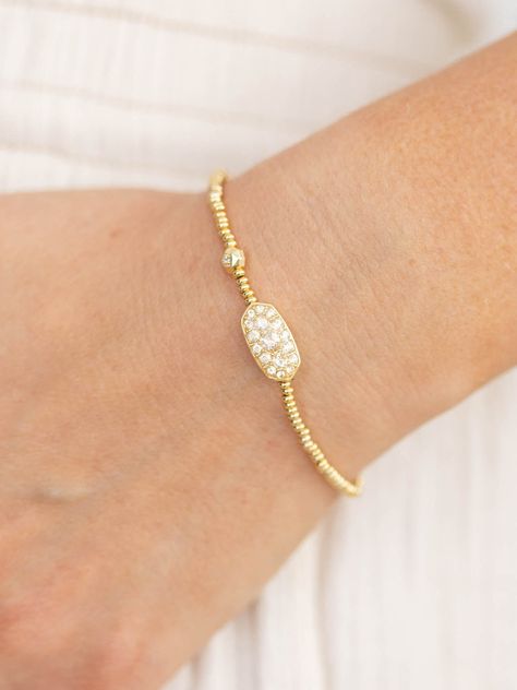 Gold Bracelets Stacked, Clothes Wishlist, Preppy Jewelry, Faith Jewelry, Jewelry Accessories Ideas, Dope Jewelry, Classy Jewelry, Jewelry Essentials, Birthday List