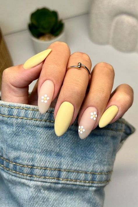 30 Cute Spring Nails For 2024 (Ideas) - Girl In Cali Coloured French Tips With Flowers, Yellow Matte Nails Design, Matt Summer Nails, Nude Daisy Nails, Fun Yellow Nails, Summer Nails Yellow Pastel, Yellow Nails Inspiration, Pale Yellow Nails Design, Yellow And Nude Nails