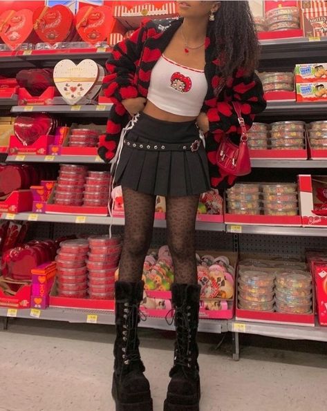 Emo Winter Outfits, Dollskill Outfits, Alt Dress, Alt Outfits, Winter Skirt Outfit, Dark Feminine Aesthetic, Red Fits, Valentines Outfits, Alternative Outfits