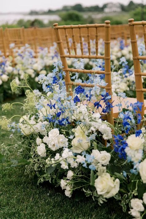 20 Navy Blue Wedding Ideas Navy Blue Wedding Ideas, Elegant Navy Blue Wedding, Indigo Wedding, Blue Wedding Ideas, Photography Elements, Navy Blue Tuxedos, Navy Blue Design, Westhampton Beach, Poolside Party