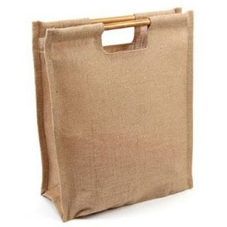 H Paul Garland: Shopping Bag With Wooden Handles Jute Shopping Bags, Diesel Bag, Sac Diy, Cane Handles, Burlap Tote, Jute Tote Bags, Diy Bag Designs, Jute Totes, Bamboo Handles