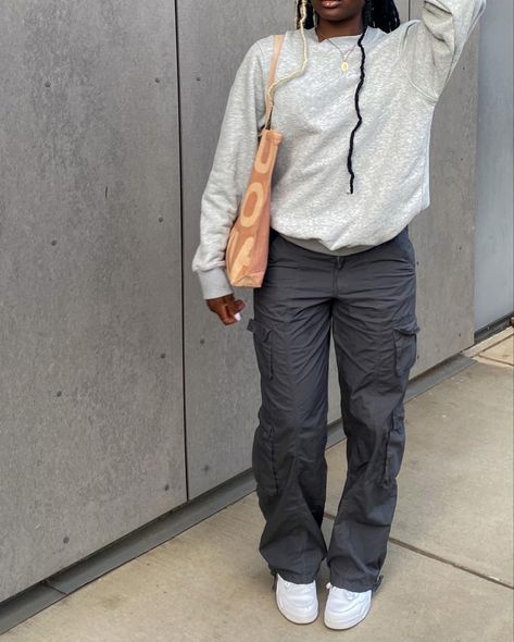 Styling Grey Cargos, Grey Cargo Jeans Women, Gray Cotton Cargo Style Jeans, Dark Grey Cargos, Cargo Sweatpants Outfit, Grey Cargos, Cargo Jeans Outfit, Modest Christian Clothing, Cargo Outfit