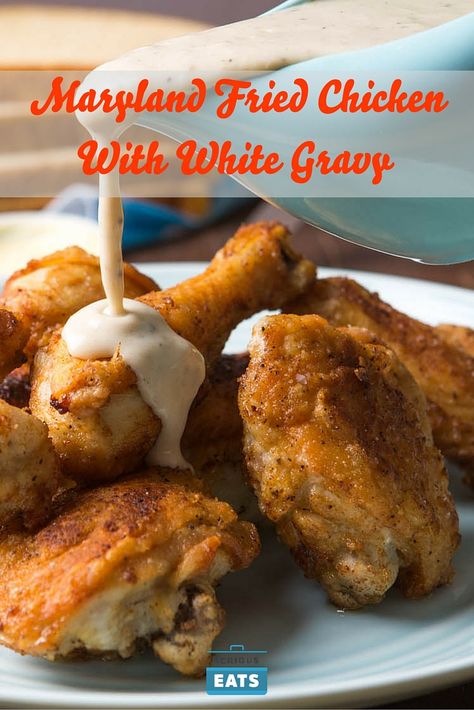 Maryland fried chicken is lightly coated in seasoned flour, fried until golden, and then topped with a pan gravy. Maryland Chicken Recipes, Chicken Maryland Recipes, Chicken With White Gravy, Maryland Fried Chicken Recipe, Maryland Chicken, Maryland Recipes, Chicken Maryland, Maryland Food, White Gravy Recipe