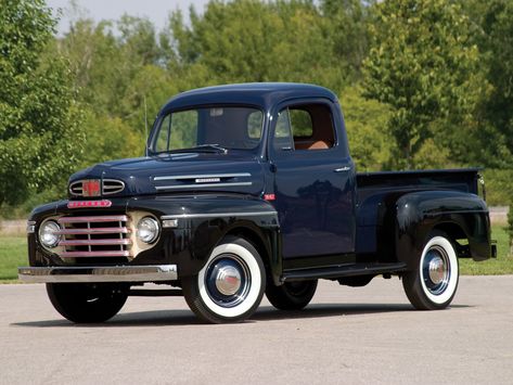 1949 Mercury M47 pickup truck Mercury Truck, 1949 Mercury, Trucks Ford, Classic Ford Trucks, Classic Cars Trucks Hot Rods, Vintage Vehicles, Classic Pickup Trucks, Cars 3, Gm Trucks