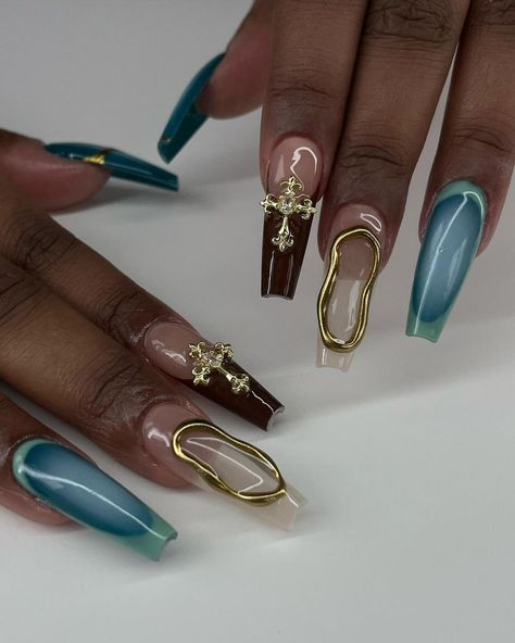 Yournailsbycaro 💅🏼 (@yournailsbycaro) • Instagram photos and videos Aphrodite Aesthetic Nails, Italy Nails Design, God Nails, Christ Nails, Jesus Nails, Pisces Nails, Virgo Nails, Creative Nail Ideas, Nails Aesthetics