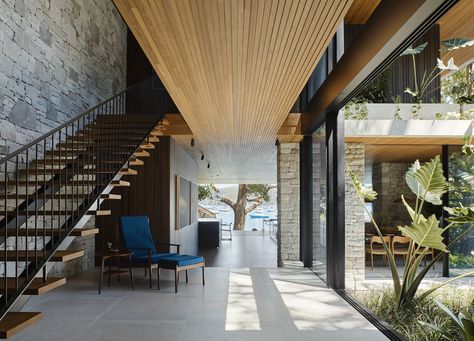 Home Tour | M House by Rama Architects Concrete Home Design, Getaway House, Timber Ceiling, Australian Interior Design, Concrete Home, Internal Courtyard, Interior Design Awards, Open Plan Living, Glass House