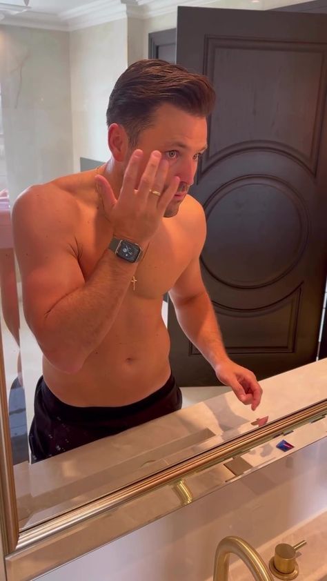 MARK Wright has revealed another part of his incredible mansion as he shared a video of his daily routine today. The former Towie star, 36, showed off his huge walk-in wardrobe and gave a glimpse at his state of the art kitchen. The video started with Mark applying his facial products in his stunning marble […] Mark Feehily, Mark Wright, Facial Products, Celebrity Homes, Walk In Wardrobe, Art Kitchen, Celebrity Houses, Kitchen Art, Daily Routine