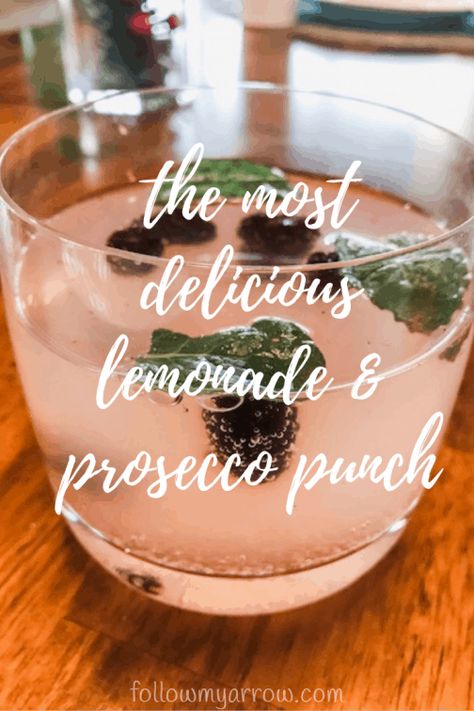 Lemonade Prosecco Punch » Follow My ArrowArtboard 6 Prosecco Vodka Punch, Prosecco Drinks Easy, Drink With Prosecco, Punch With Prosecco, Lemonade Prosecco Punch, Prosecco Mojito, Boho Drinks, Prosecco Party, Cocktail Prosecco