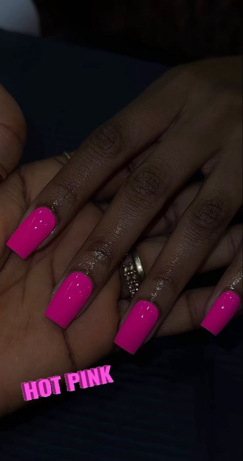 Neon Pink Acrylic Nails Short, Hot Pink Nails With Design Summer French Tips, Gel Nails Ideas Solid Color, Black And Dark Pink Nails, Dark Pink Nails Ideas, Square Hot Pink Nails, Short Nails Hot Pink, Hot Pink Square Acrylic Nails, Pink Gel Nail Designs