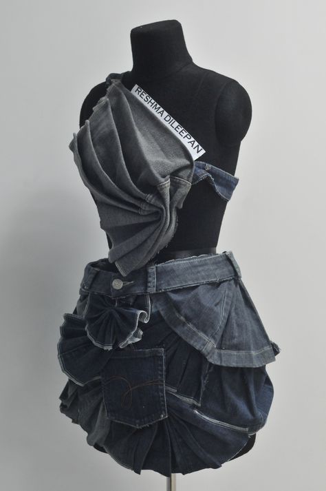 Deconstructionism Fashion, Denim Draping, Reconstructed Denim, Reconstructed Clothing, Deconstruction Fashion, Ropa Upcycling, Fancy Fits, Denim Art, Denim Projects