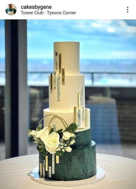 5 Tier Wedding Cakes, White And Gold Wedding Cake, Wedding Cake Setting, Extravagant Wedding Cakes, Artist Cake, Green Wedding Cake, Elegant Birthday Cakes, Green Cake, Wedding Cake Photos