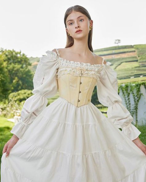 𝓛𝓪𝓬𝓮𝓜𝓪𝓭𝓮 Ⓡ on Instagram: "👸🏼Princess Belle Dress and Corset will be available in Sep.19th(utc-4) 🔗lacemade.com #LaceMade #lacemaiden #corset #dress #aurora #dreamy #cottagecore #balletcore #fairycore #rococostyle #rococo #victorian #modernvintage #maiden" Corset Outfit Cottagecore, Victorian Modern Dress, Elegant Victorian Dresses, Rococo Outfit Modern, Victorian Modern Fashion, Flower Corset Dress, Rococo Fashion Modern, Corset Princess Dress, Rococo Corset