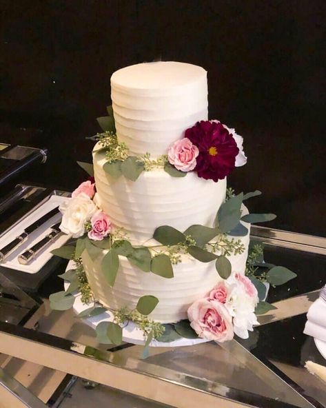 Wedding Cake Layers, Cake Transport, 12 Inch Cake, Flowers And Greenery, Cake Layers, Savannah Wedding, Wedding Cake Decorations, Cool Wedding Cakes, Cake Frosting