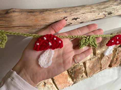 Nature Garland, Mushroom Garland, Leaf Crochet, Mushroom Crochet, Toadstool Mushroom, Red Mushrooms, Crochet Garland, Crochet Mushroom, Cozy Boho