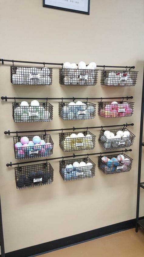 Soap Boutique Store Displays, Small Soap Display Ideas, Retail Store Bathroom Ideas, Bath And Body Display Ideas, Mobile Soap Shop, Retail Soap Display Ideas, Bath Store Display, Bathbomb Display Retail, Soap Store Design