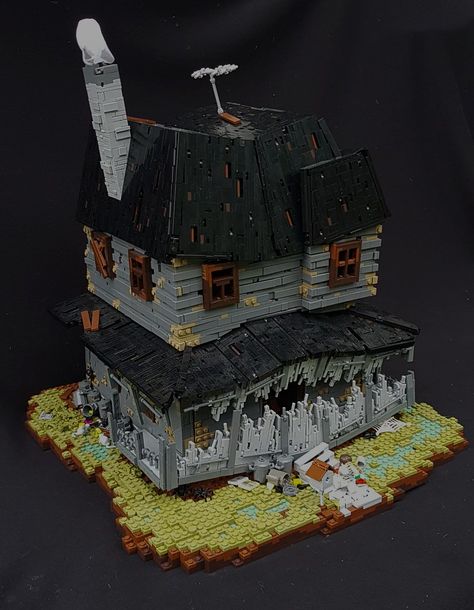 Monster House | After revisiting some old Halloween movies, … | Flickr Lego Haunted House Moc, Lego Haunted House, Lego Structures, Lego Halloween, Lego Sculptures, Lego People, Monster House, Cool Lego Creations, Lego Models