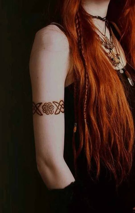 Druid Tattoo, Celtic Tattoo For Women, Celtic Tattoos For Men, Celtic Tattoo Designs, Tattoo Band, Tattoos Infinity, Ancient Tattoo, Irish Tattoos, Knot Tattoo